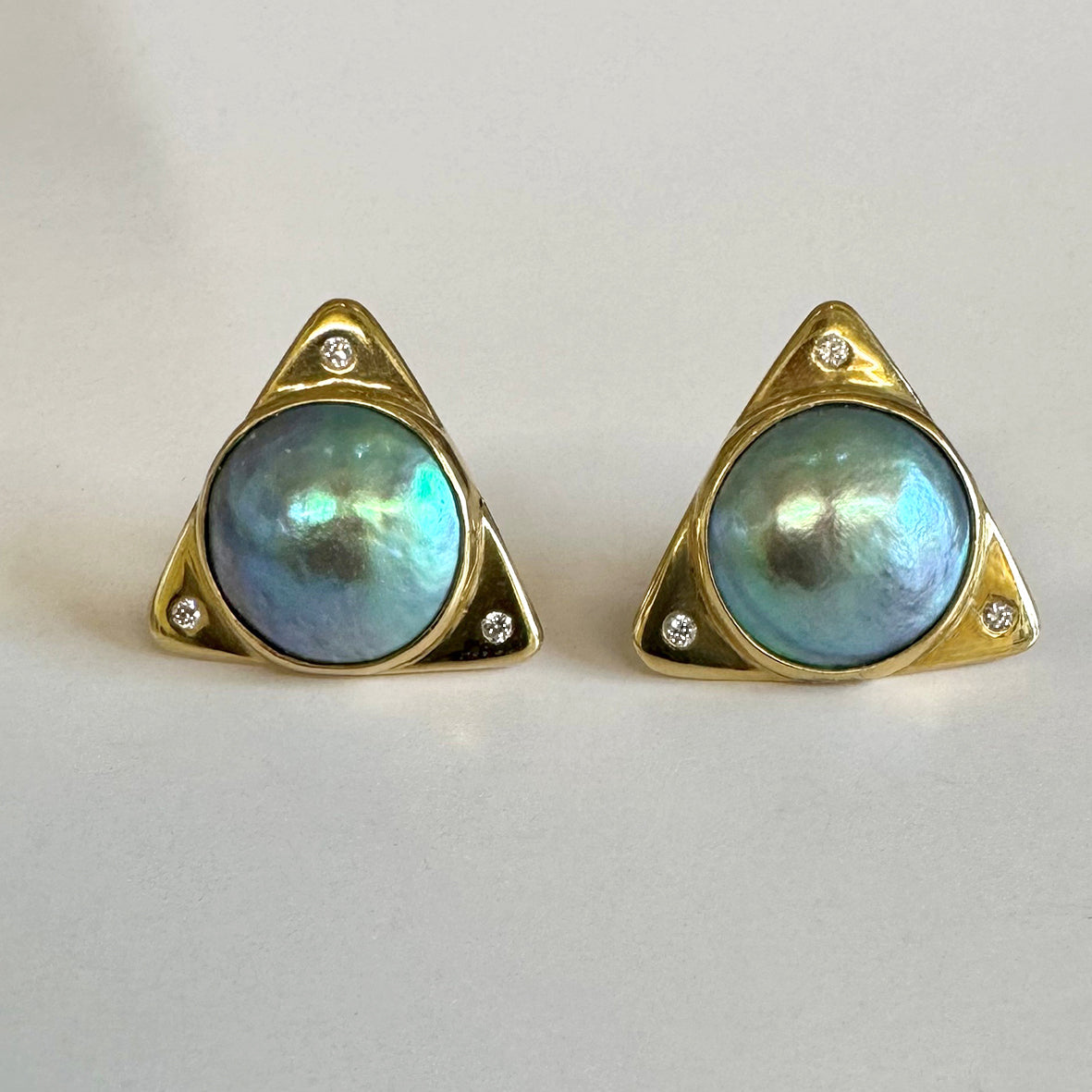 Blue Pearls in Peril: The Beauty and Fragility of New Zealand’s Pāua