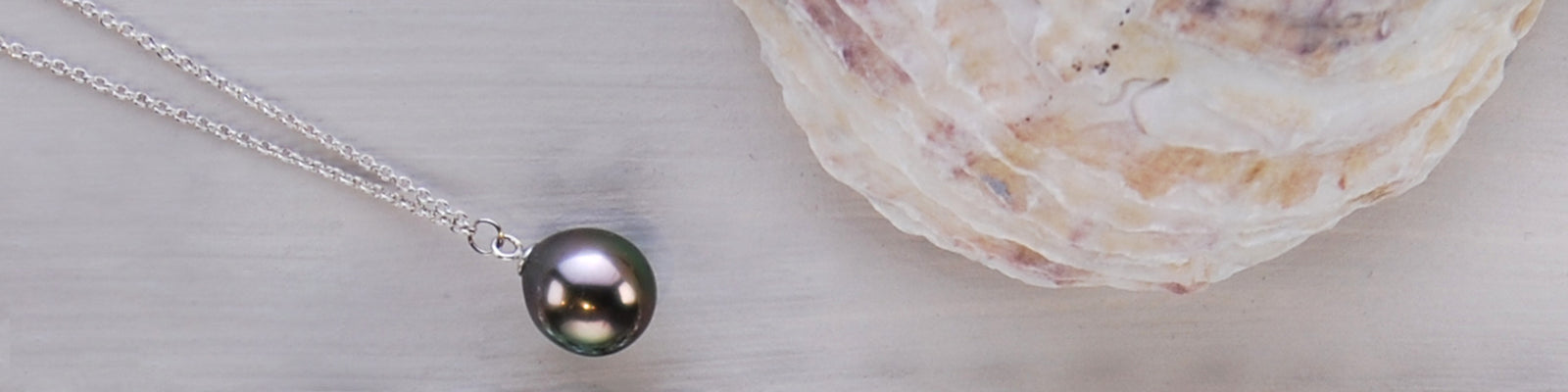 Black Pearl Pendant