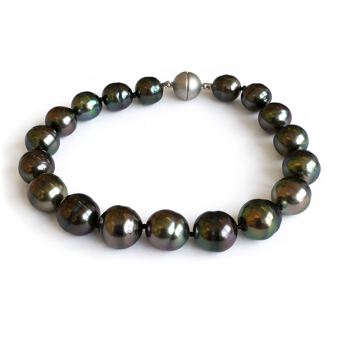 Black Tahitian Pearl Magnetic Bracelet