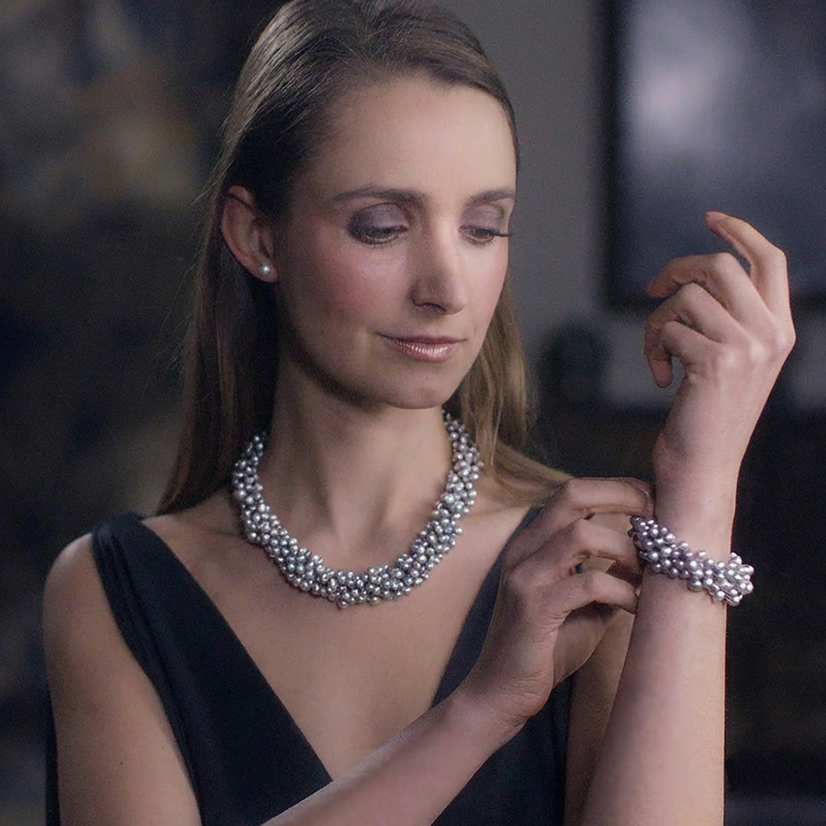 Grey Freshwater Pearl 5 Strand Bracelet