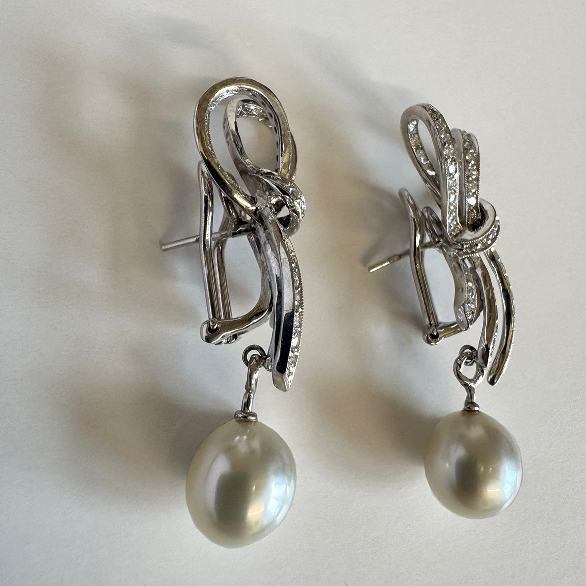 White South Sea Pearl Diamond Bow 18ct White Gold Earrings