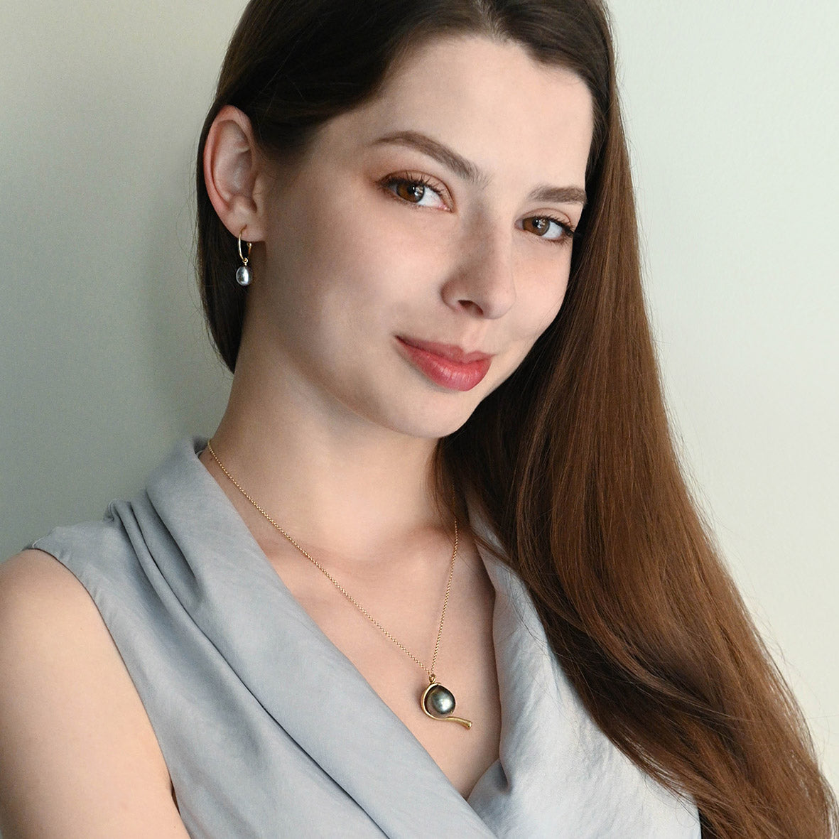 Freshwater Pearl Drop Earrings on 18ct Gold Open Hoops in Black