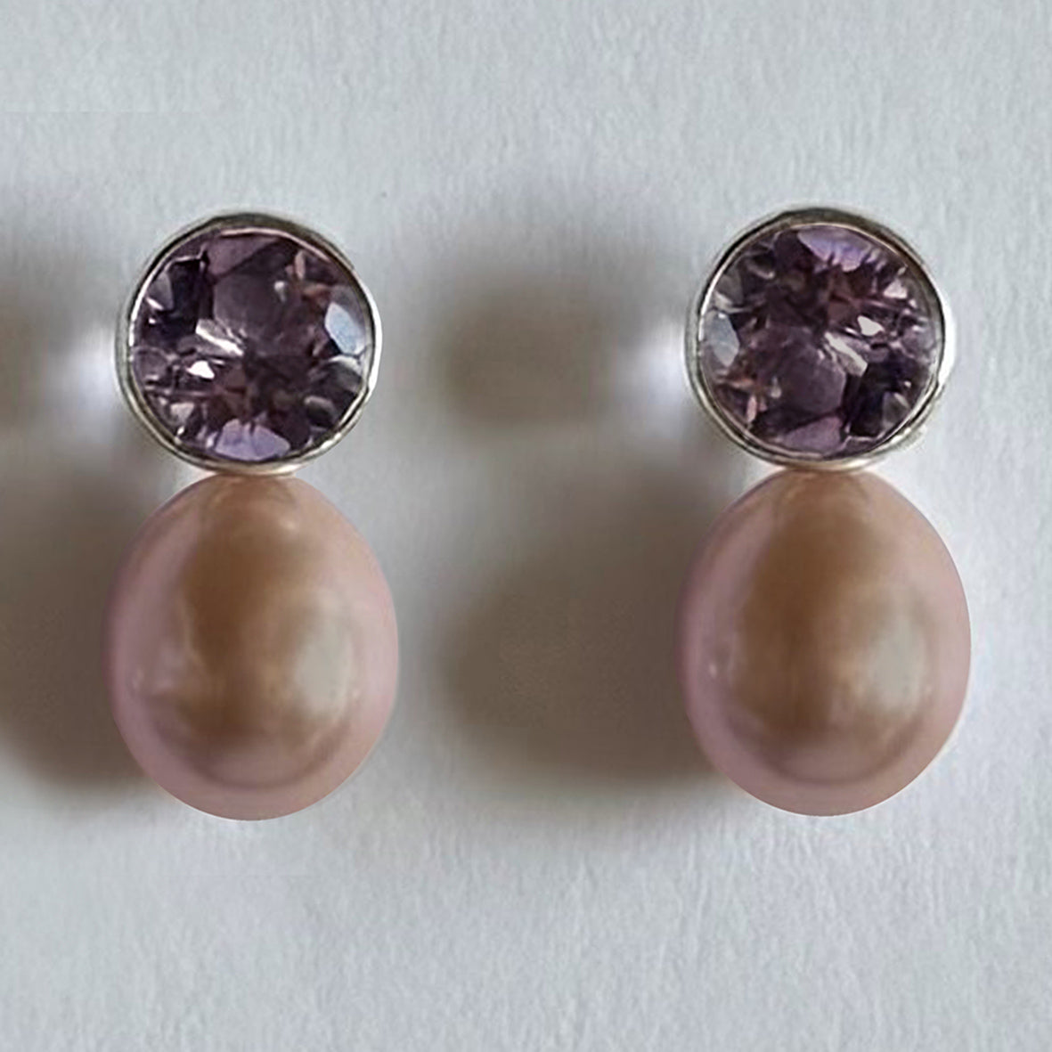 thumbnail image 2 of Freshwater Biwa Pearl & Amethyst Stud Earrings – Yellow Gold Plated, Multi-Color, Unbranded 2 of 3