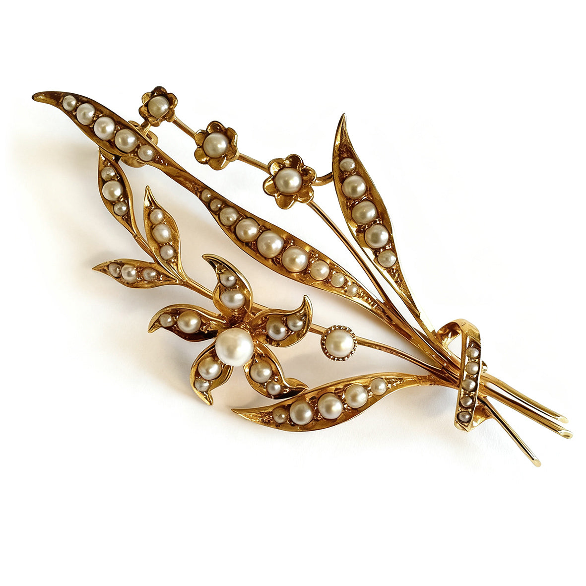 White Akoya Seed Pearl 15ct Yellow Gold Foliate Spray Brooch