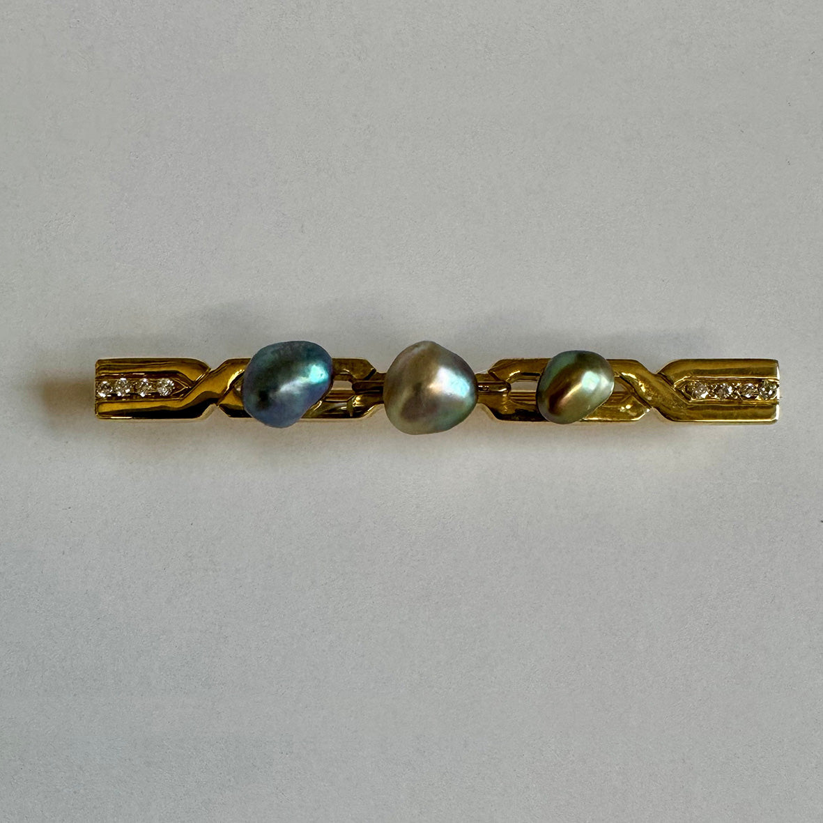 Black-Grey Keshi Pearl & Diamond 18ct Yellow Gold Brooch