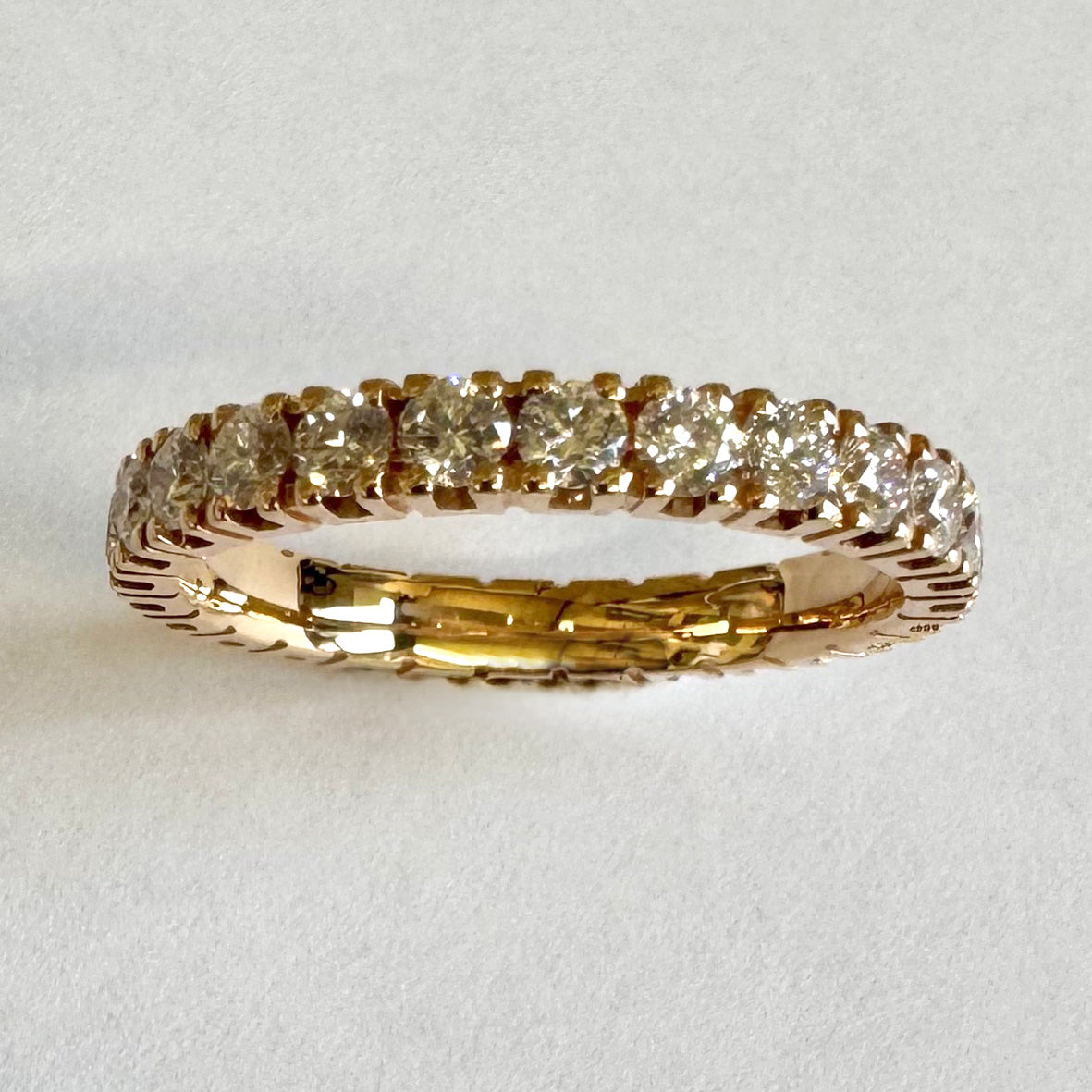 Brilliant-Cut Diamonds in 18ct Rose Gold Eternity Ring
