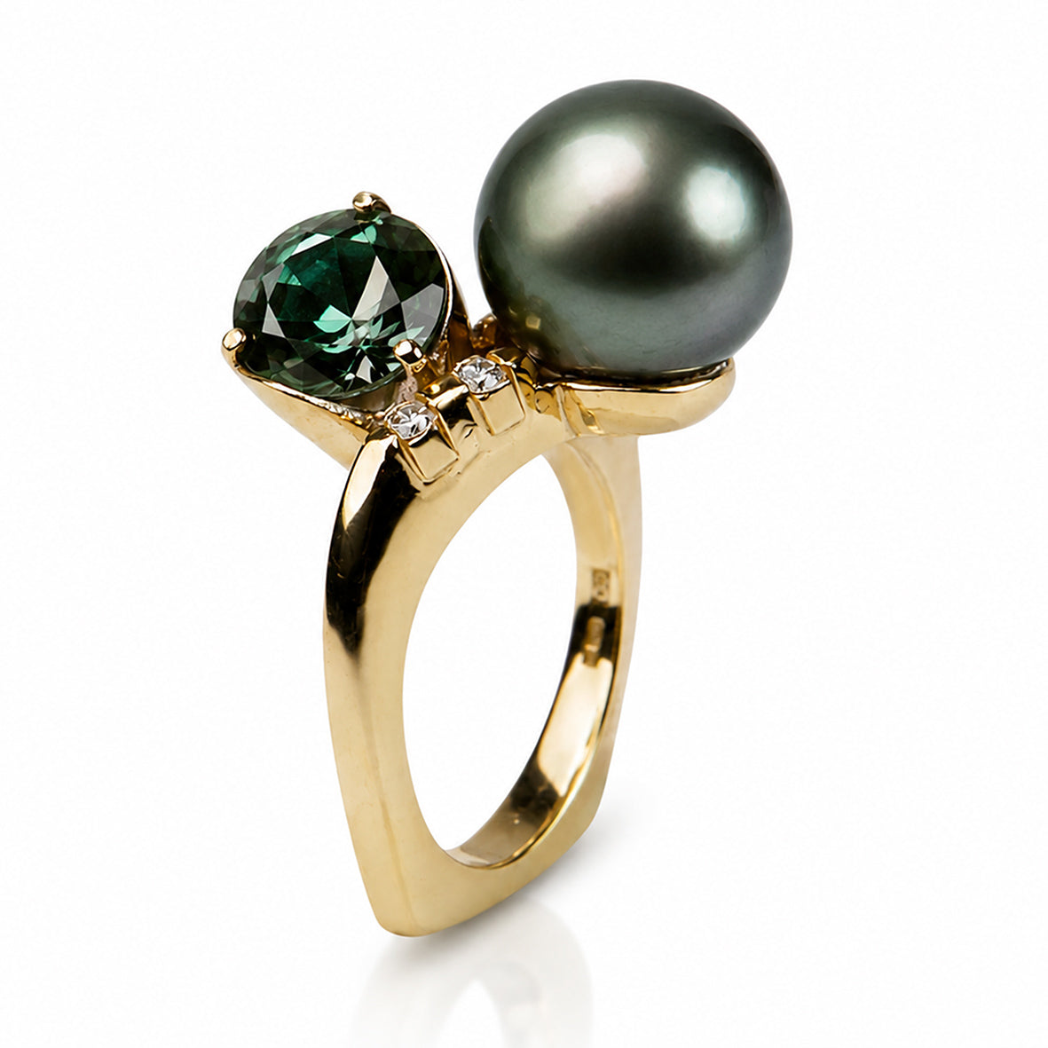 Tahitian Pearl and Tourmaline Gold Ring
