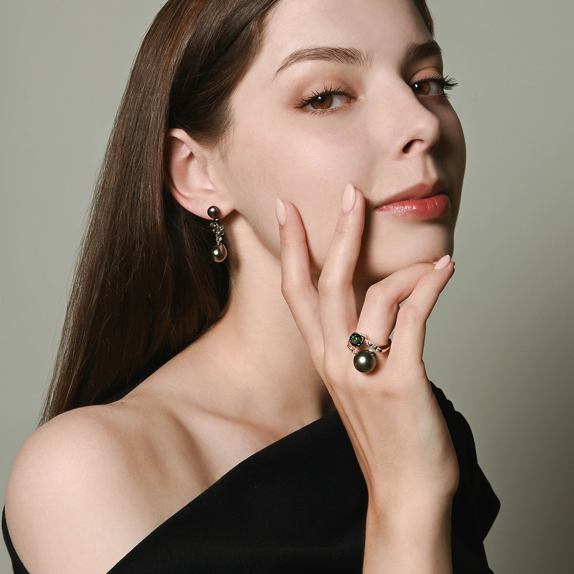 Tahitian Pearl and Tourmaline Gold Ring