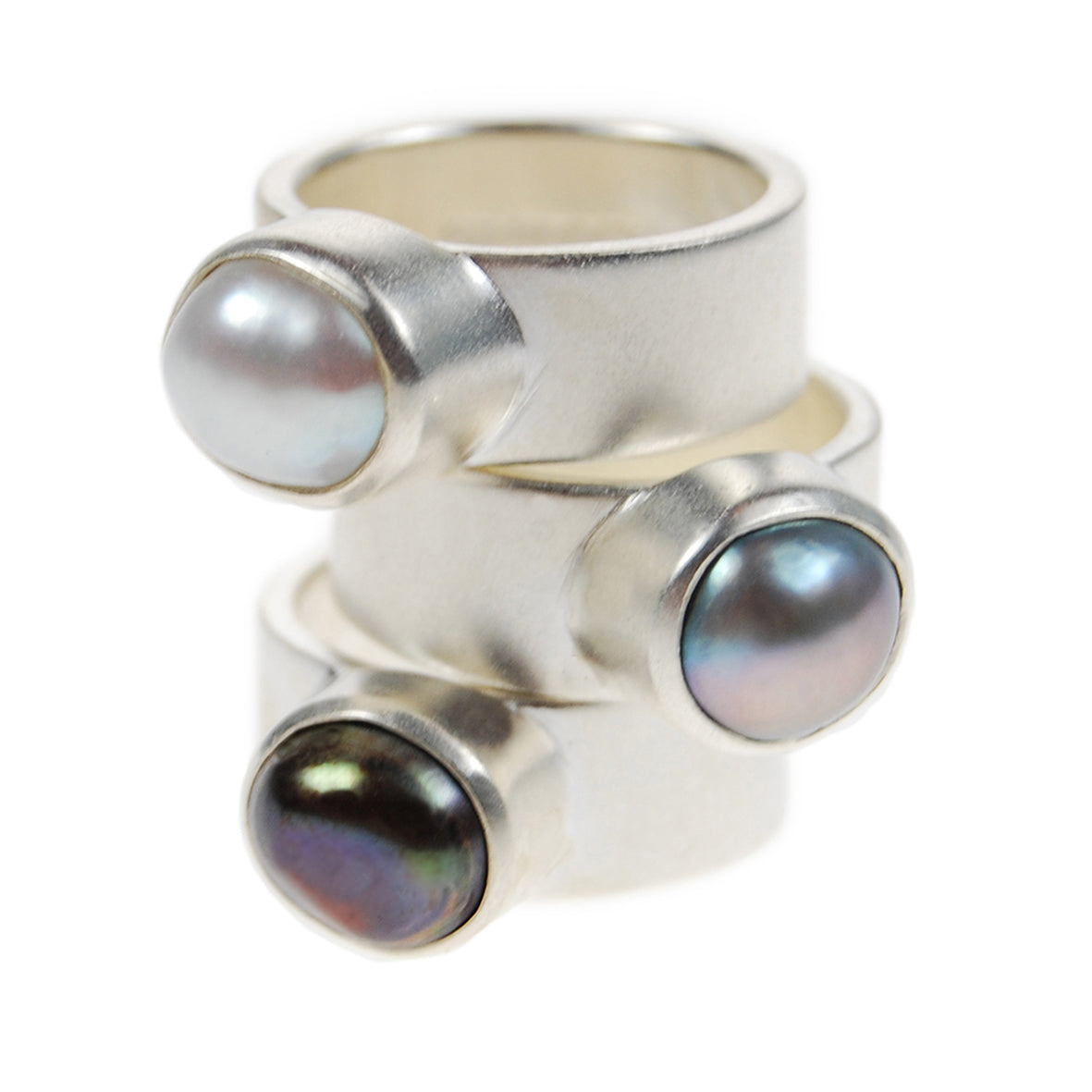 Black Biwa Pearl & Sculpted Silver Ring
