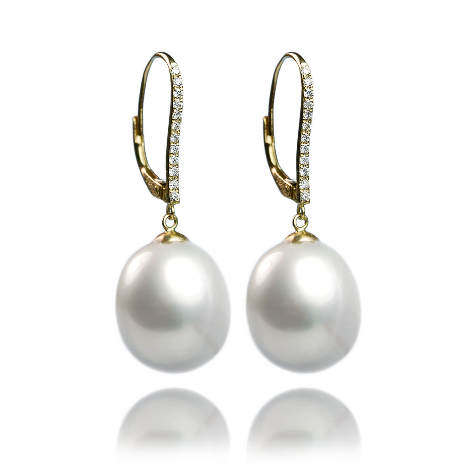 Joyfilled 12 Diamond French Fitting with Large South Sea Drop