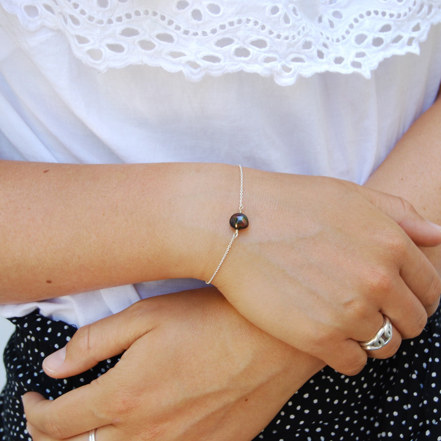 Womens Black Pearl Bracelet | TreasureBay