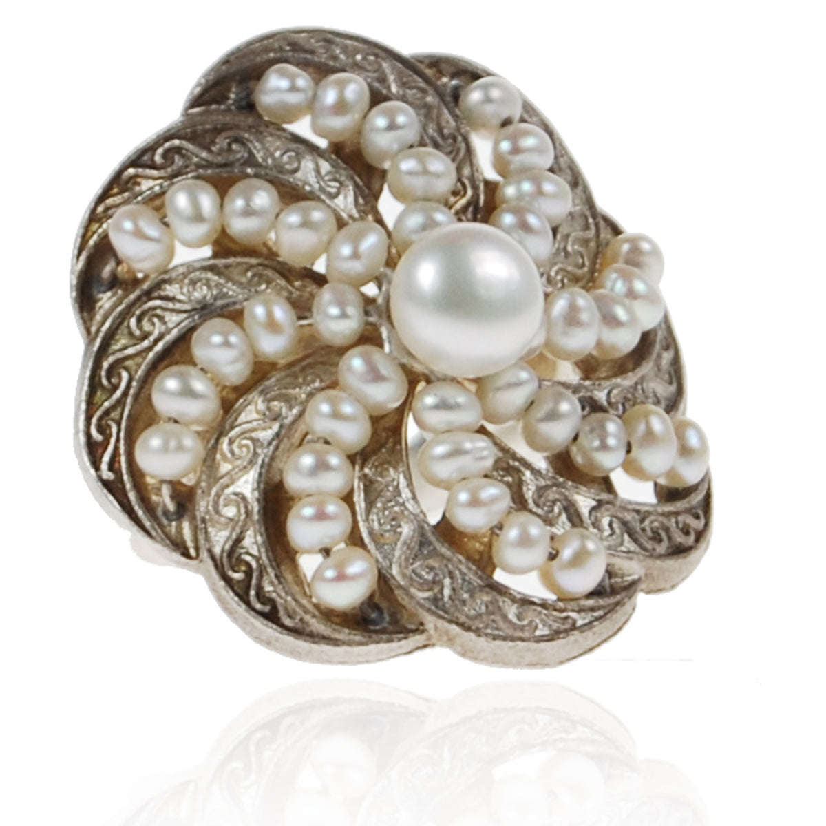 White Freshwater Pearl Silver &#39;Swirl&#39; Ring
